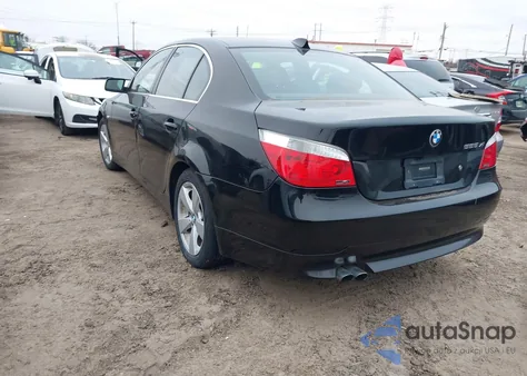 2006 BMW 525Xi из США, поврежденный, VIN WBANF33516CS37419